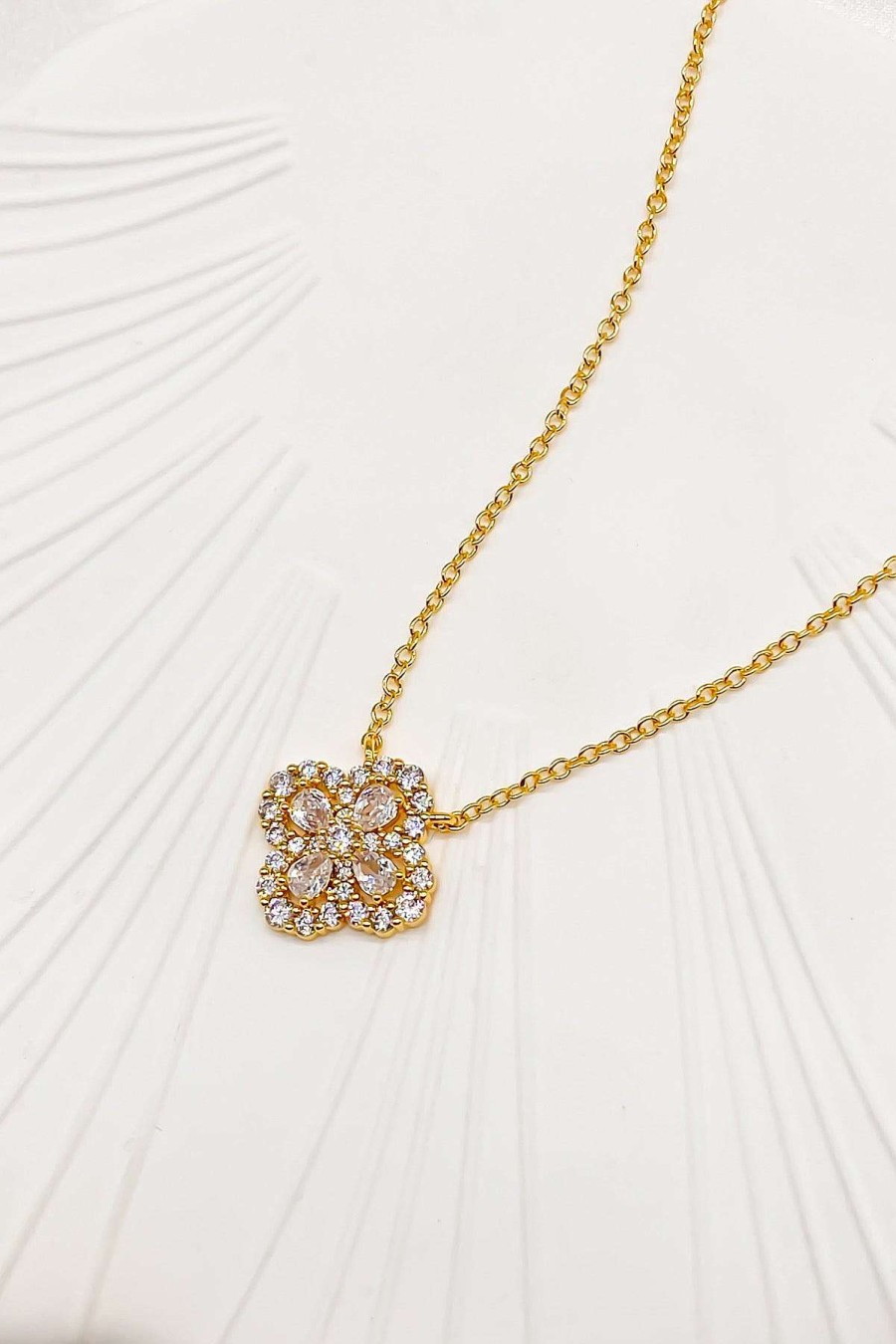 Smykker Og Tilbehor Skye Guld | Millie Crystal Clover Pendant Halskaede Guld