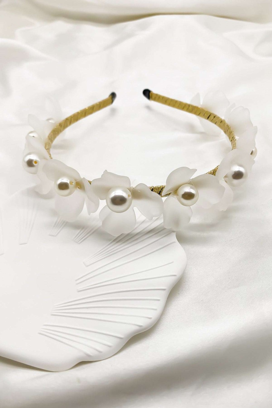 Smykker Og Tilbehor Skye Har Tilbehor | Delphine Pearl Flower Pandeband Guld