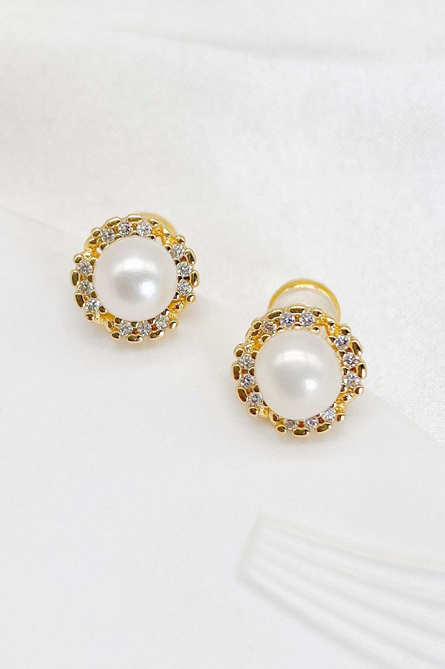 Smykker Og Tilbehor Skye Oreringe | Grace Freshwater Pearl Cubic Zirconia Halo Stud Oreringe