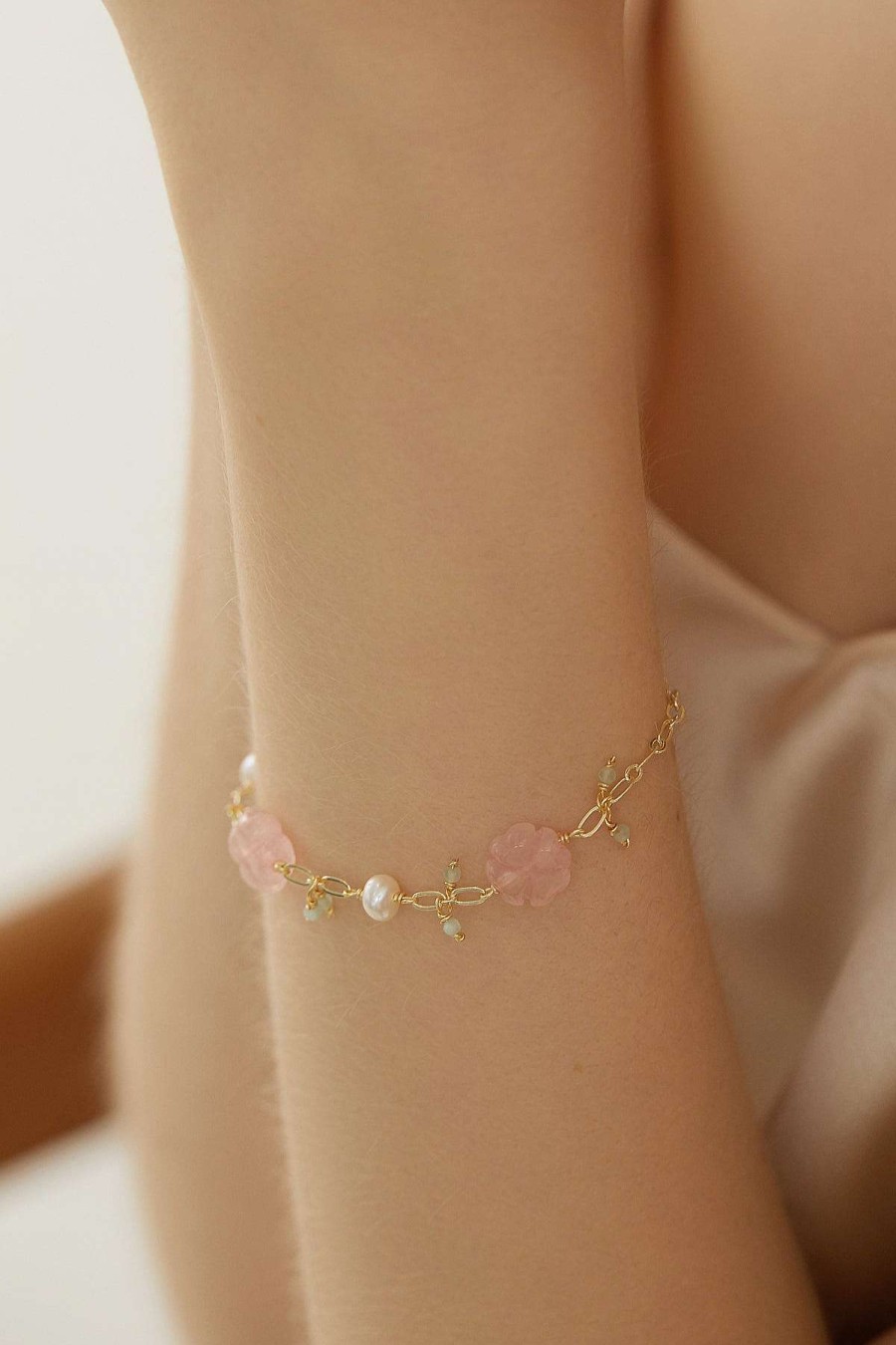 Smykker Og Tilbehor Skye Guld | Daphne Cherry Blossom Rose Quartz Pearl Armband Guld