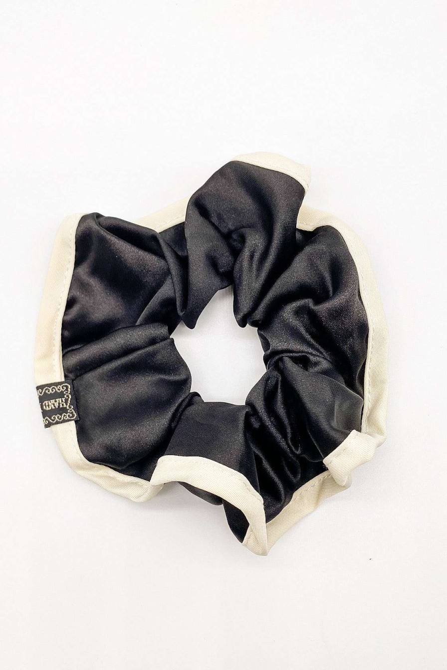 Smykker Og Tilbehor Skye Har Tilbehor | Lola Satin Scrunchie