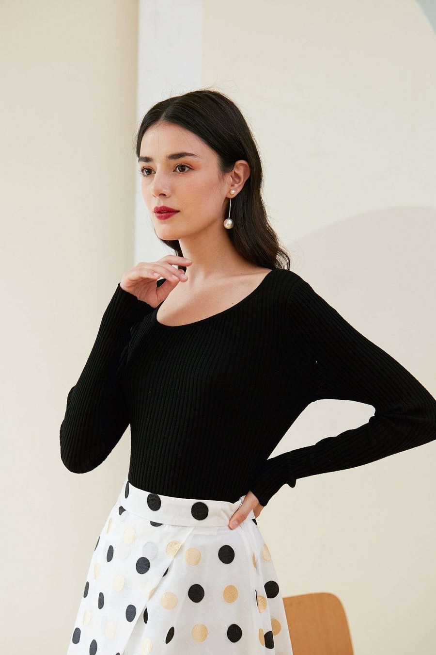 Toj Skye | Elian Merino Uld Ribbet Sweater Sort