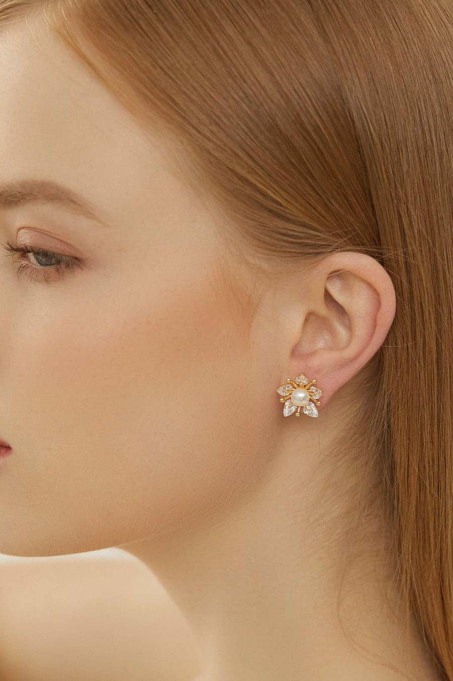 Smykker Og Tilbehor Skye Oreringe | Angelica Pearl Sakura Flower Stud Oreringe Guld